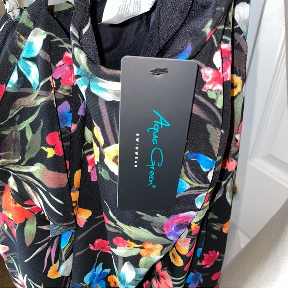 Agua green swimwear tank top size XL - Picture 4 of 6